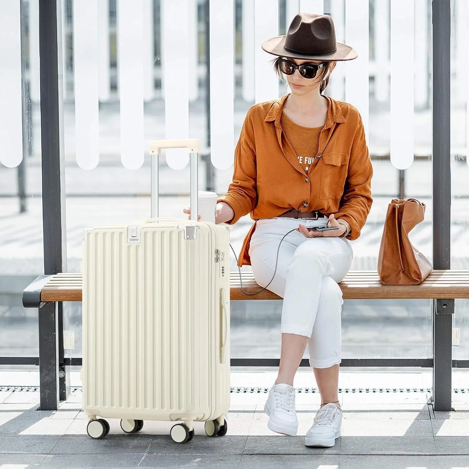 20 Inch Carry On Luggage With Cup Holder & USB Port, Airline Approved TSA-locked Luggage, Lightweight PC Material Travel Suitcase With 360° Spinner Wheel
