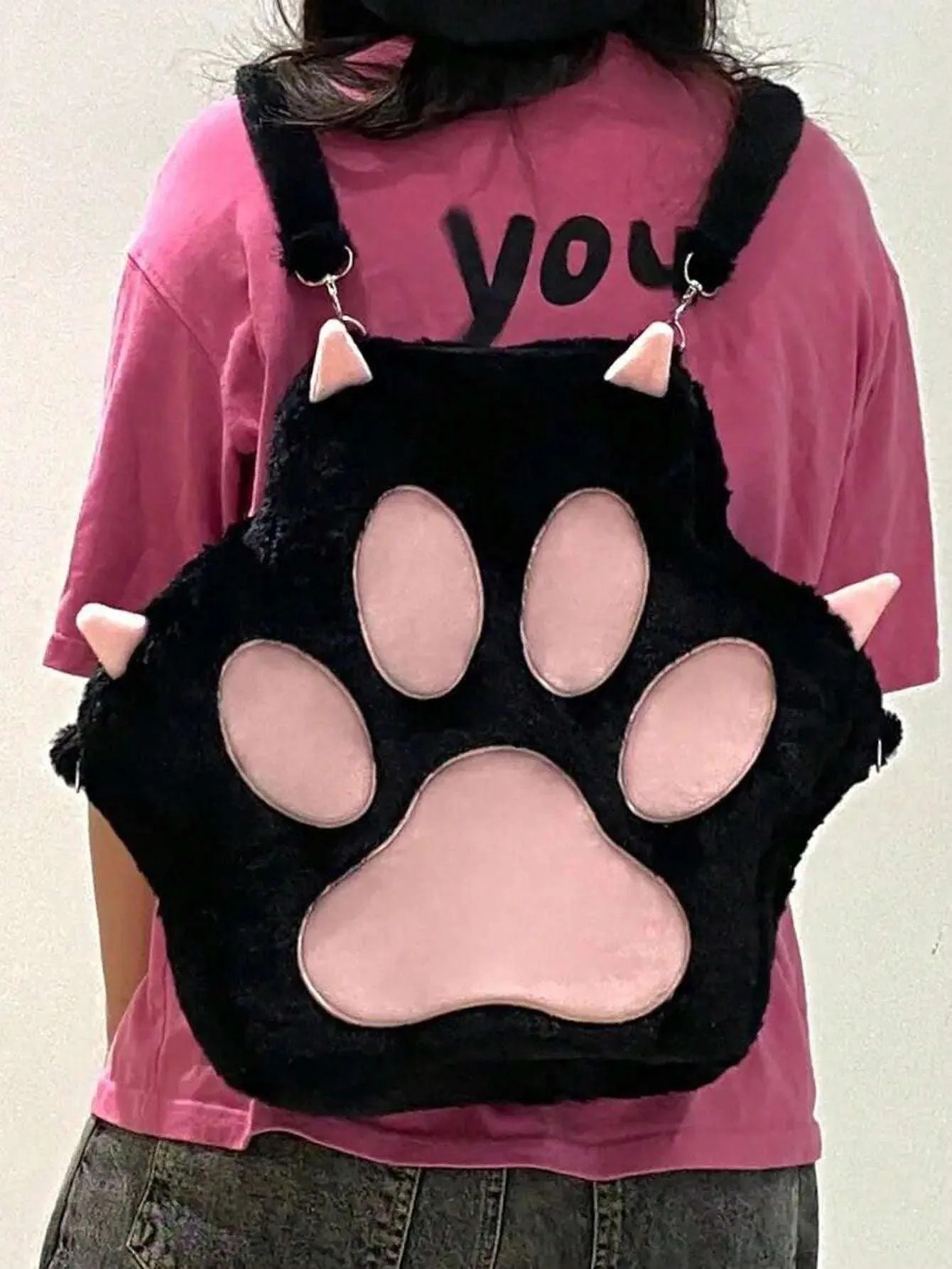 Adorable Cat Paw Plush Backpack: The Perfect Personalized Gift for Trendy Girls!