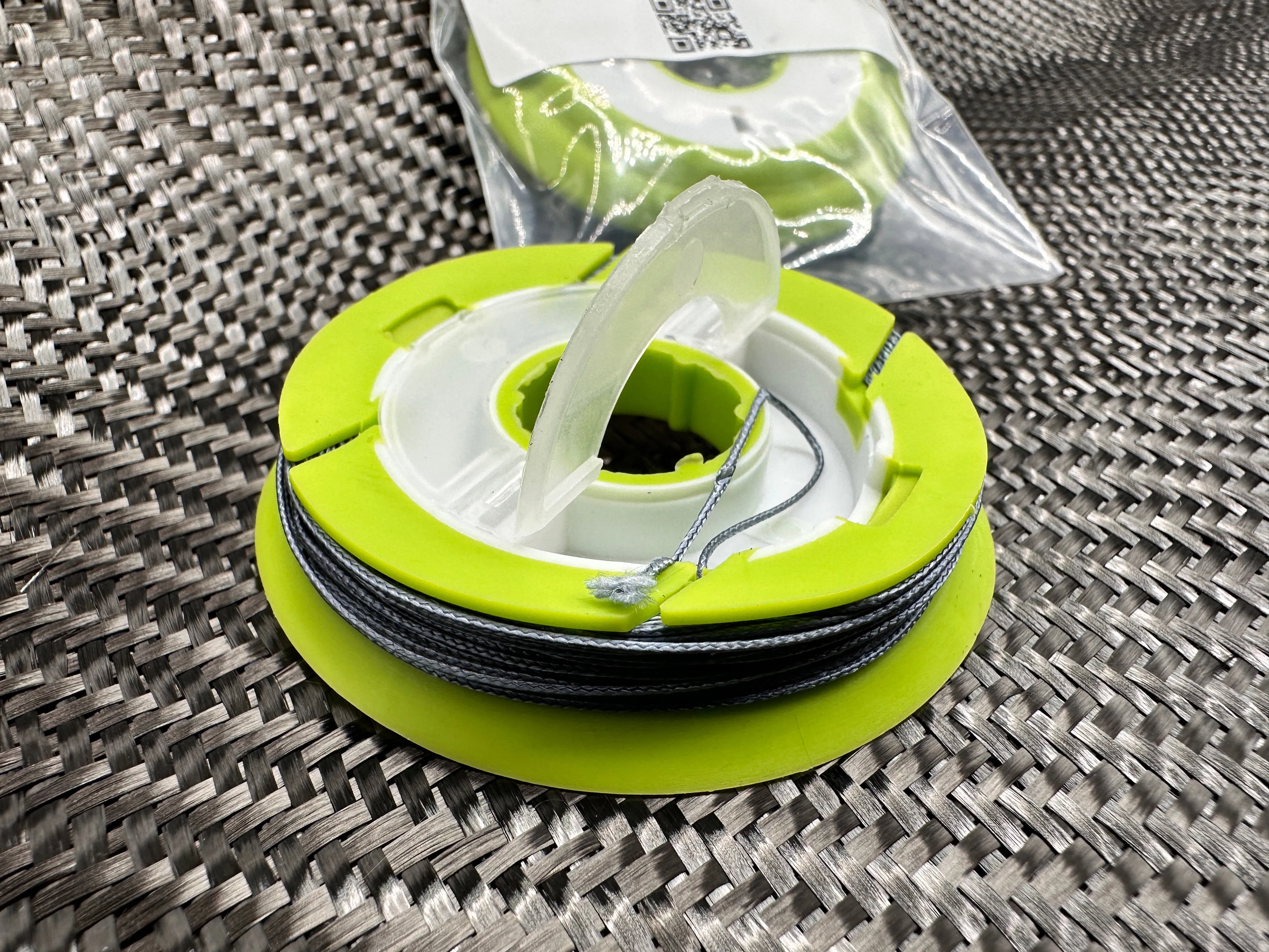 Armada-Weave - 27 Feet / 130lbs Test   Silicone Storage Dispenser