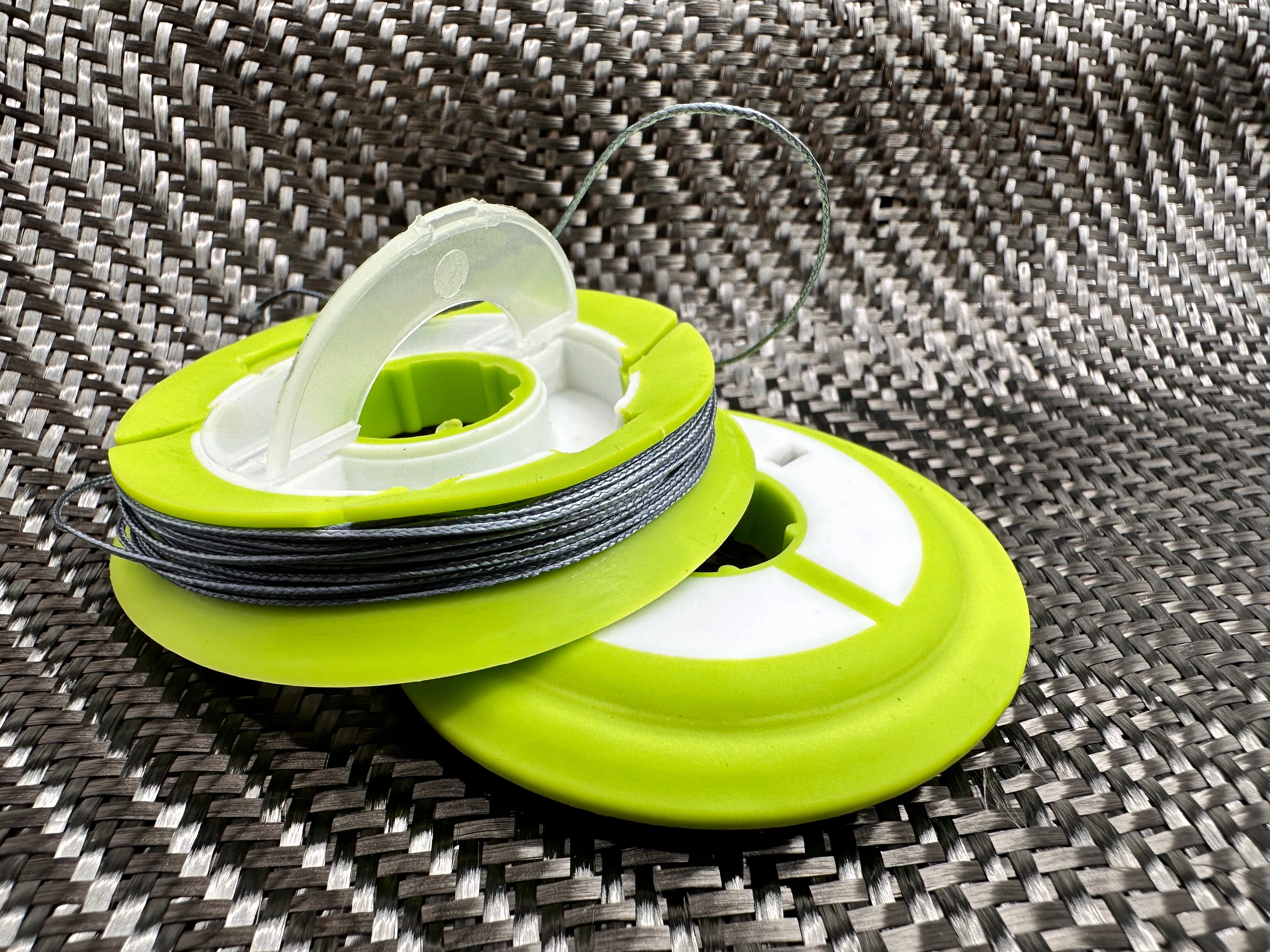Armada-Weave - 27 Feet / 130lbs Test   Silicone Storage Dispenser