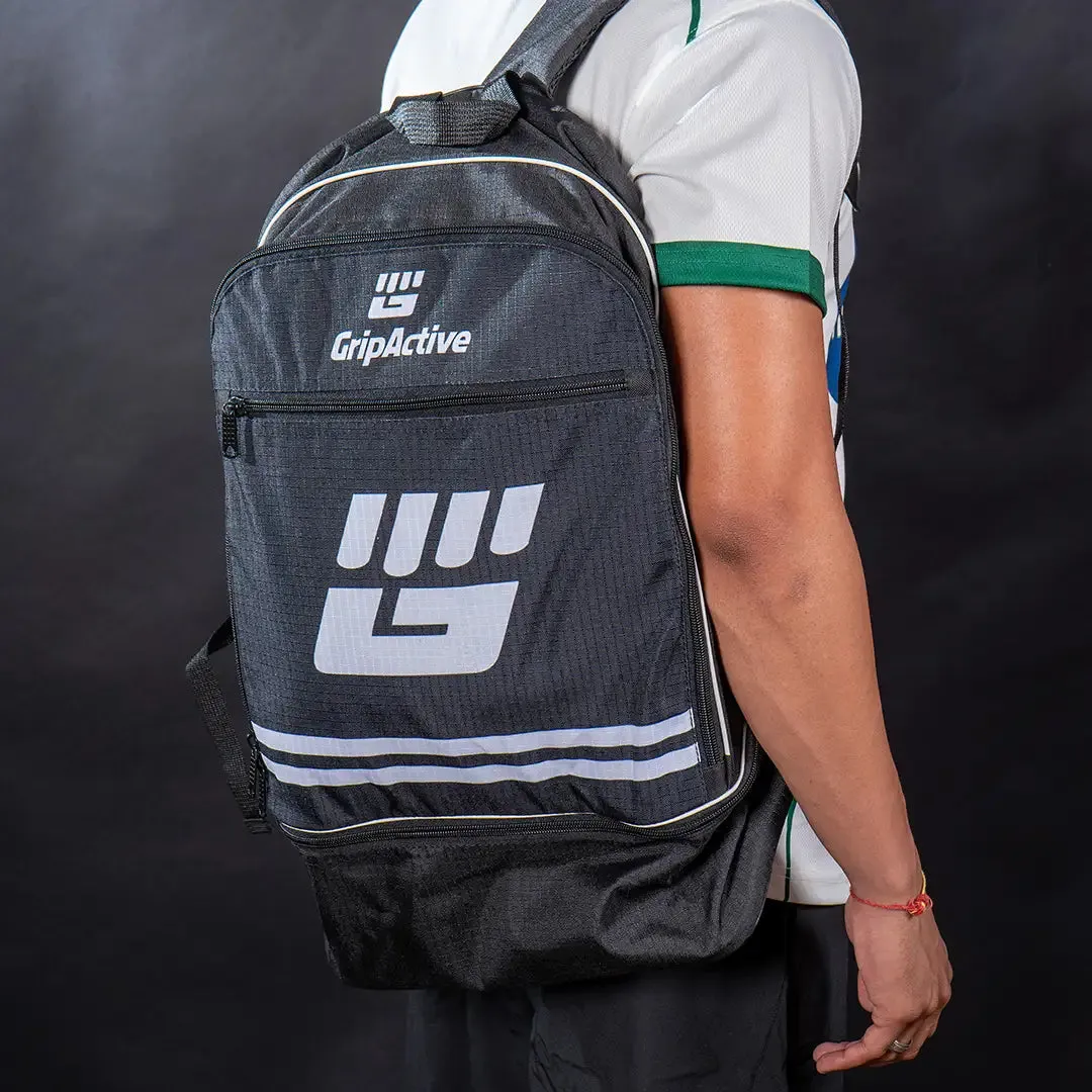 Best Lightweight BackPack for Men & Women