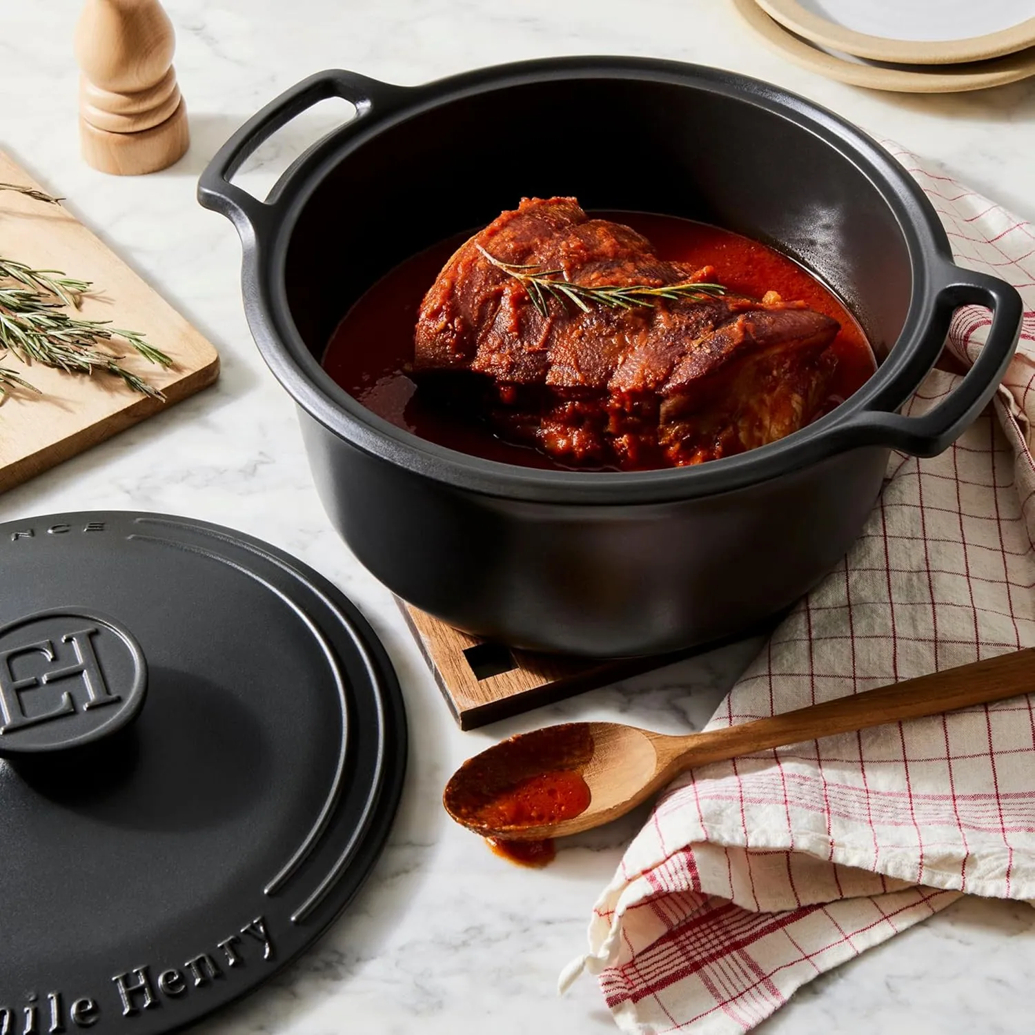 Emile Henry Made in France SUBLIME Ceramic 6 qt. Round Dutch Oven, Graphite