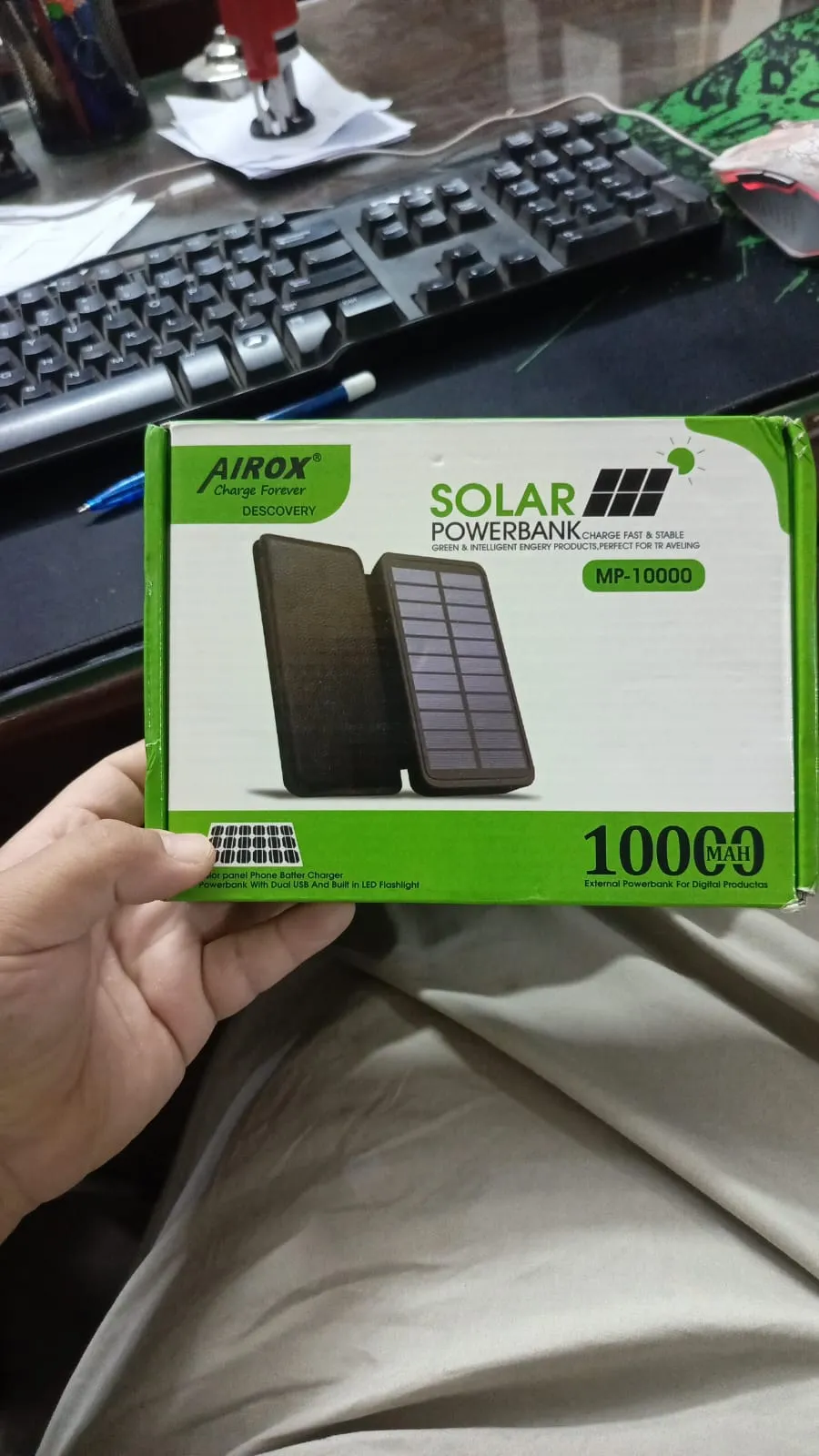 Energy Convenient Bank MP-10000 Solution Your Sustainable Solar Airox Power Solar Retro-inspired -