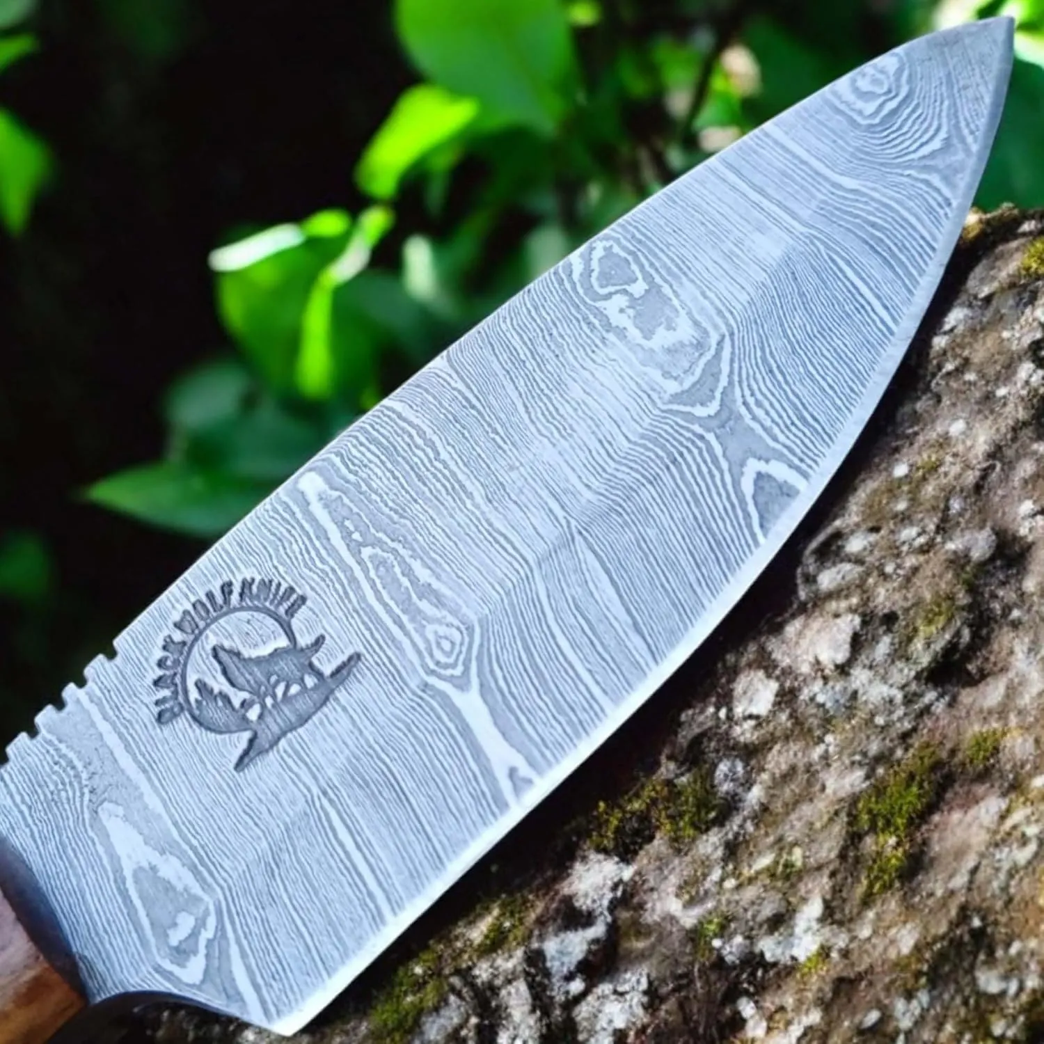 Handmade Damascus Hunting Knife with Sheath - Fixed Blade Knife for Men - ROSE Wood HandleWith Leather Sheath - Bushcraft Knives, Camping Knife Survival BWK-J345