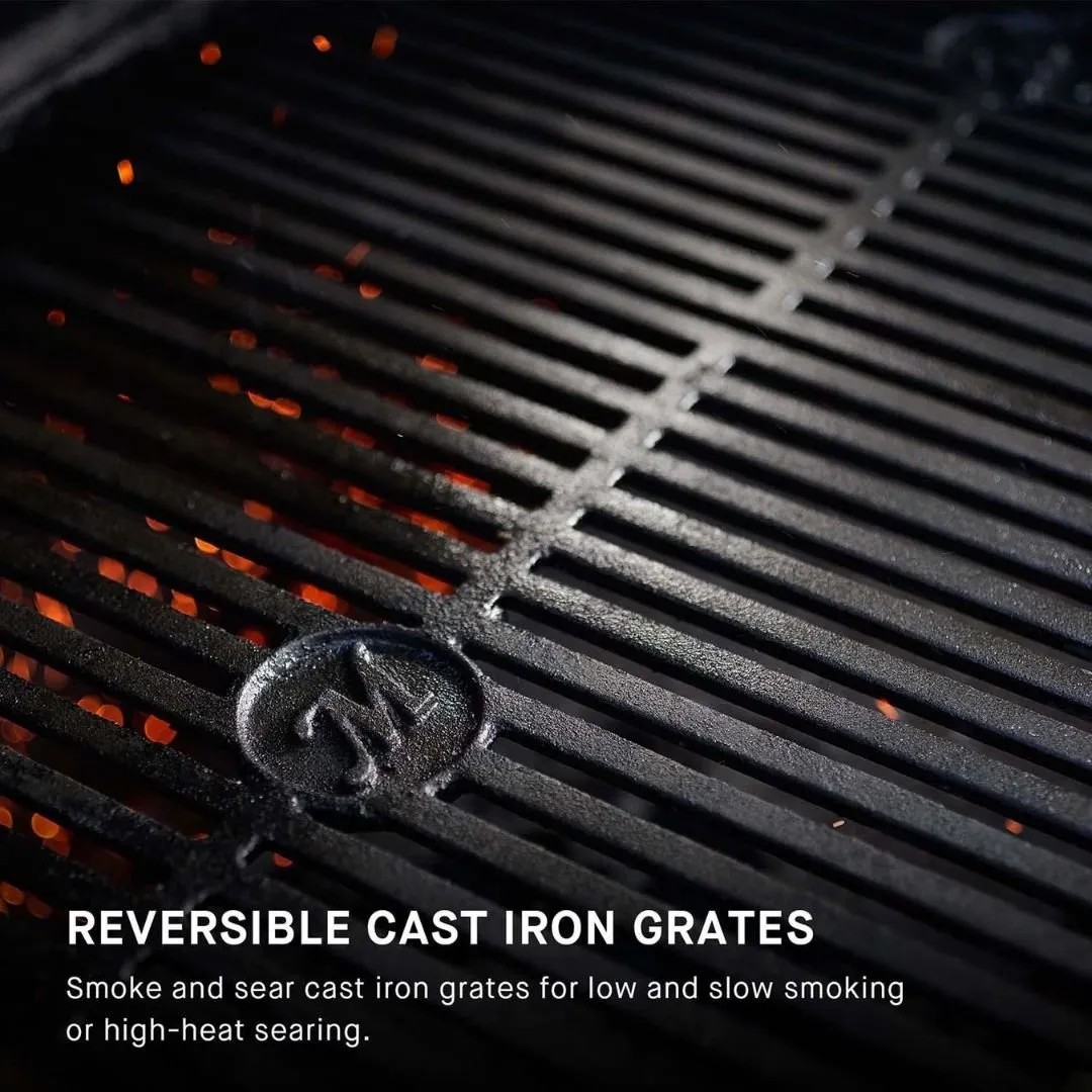 Masterbuilt Gravity Series® 800 Digital Charcoal Griddle   Grill   Smoker - MB20040221