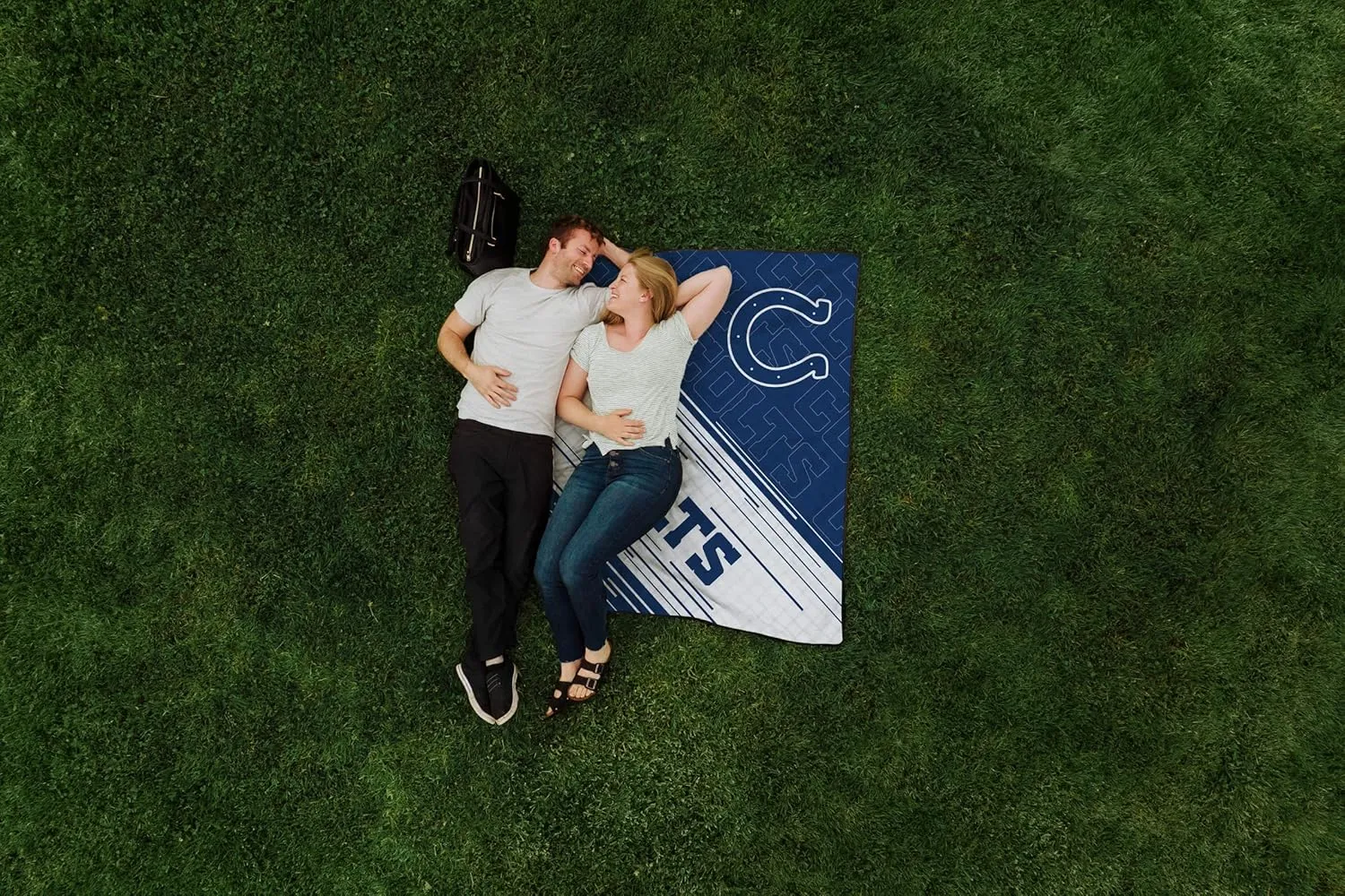 PICNIC TIME NFL Unisex-Adult NFL Impressa Picnic Blanket, Lightweight Beach Blanket, Machine Washable, Outdoor Blanket
