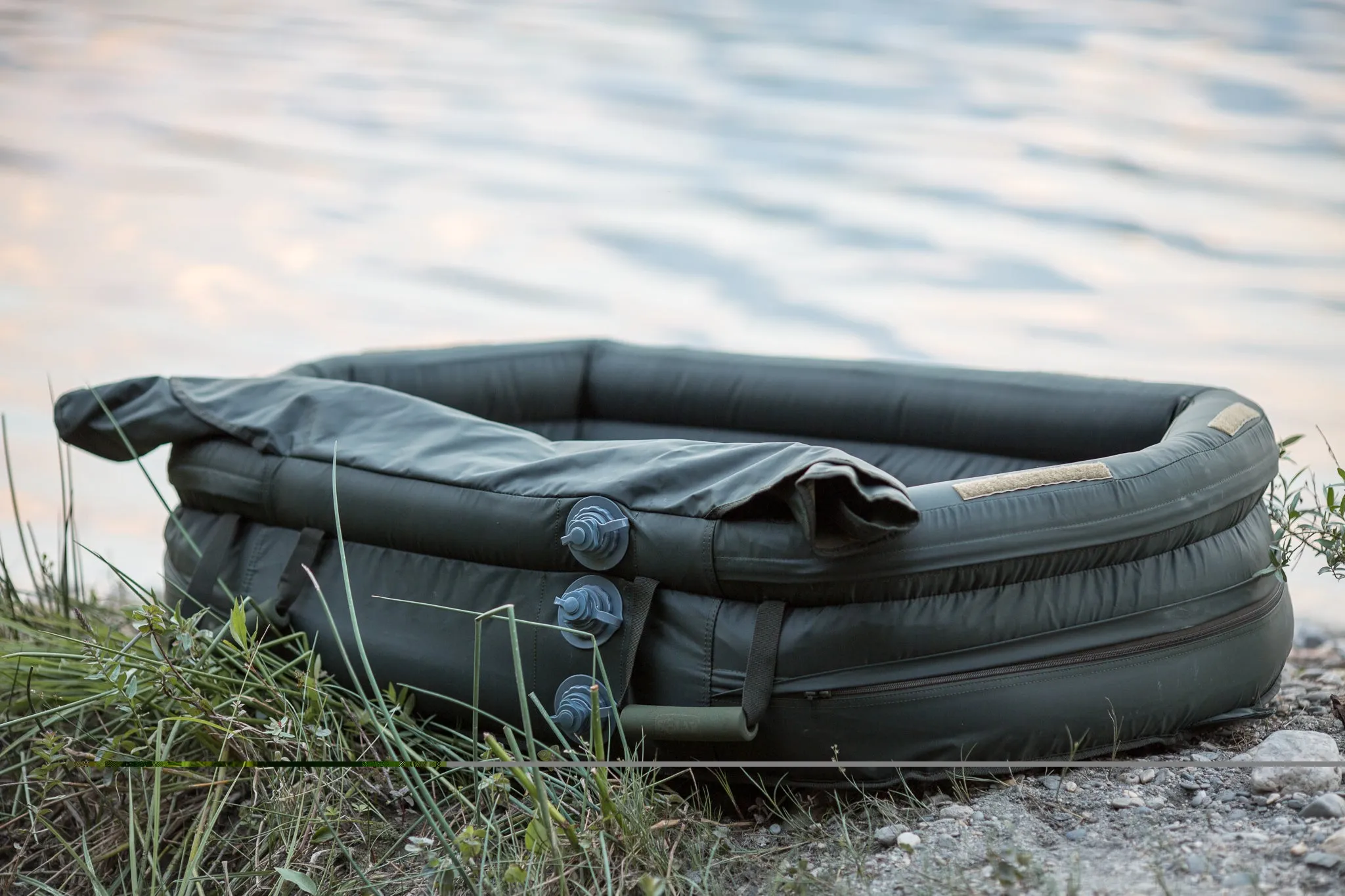 SOLAR INFLATABLE UNHOOKING MAT
