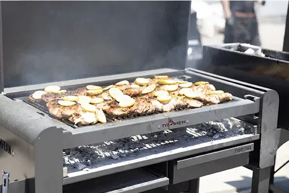 Tromen Pampeana Grill - Elevate Your Grilling Game with This Top-of-the-Line Argentine Grill!