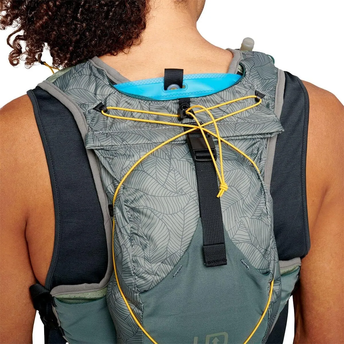 Ultimate Direction Highland Running Hydration Vest Pack, Phone Pocket, Storage, 1.5L Reservoir Included