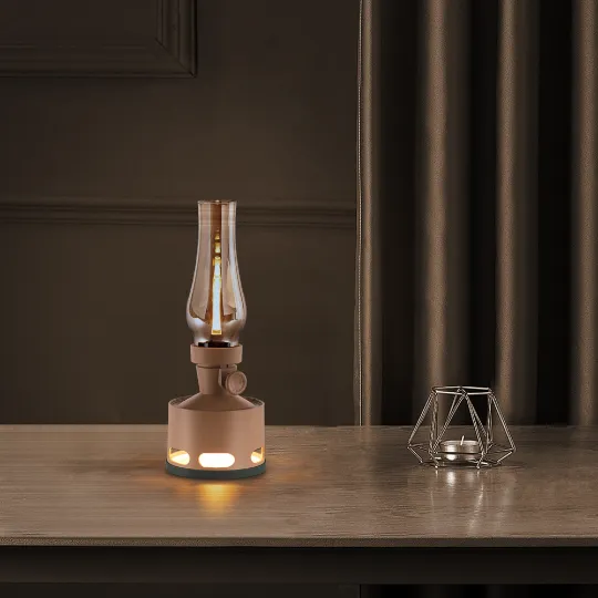 Vintage LED Lantern – Classic Rechargeable Lamp with Touch Flame Control