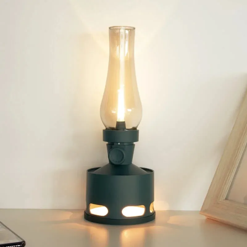 Vintage LED Lantern – Classic Rechargeable Lamp with Touch Flame Control