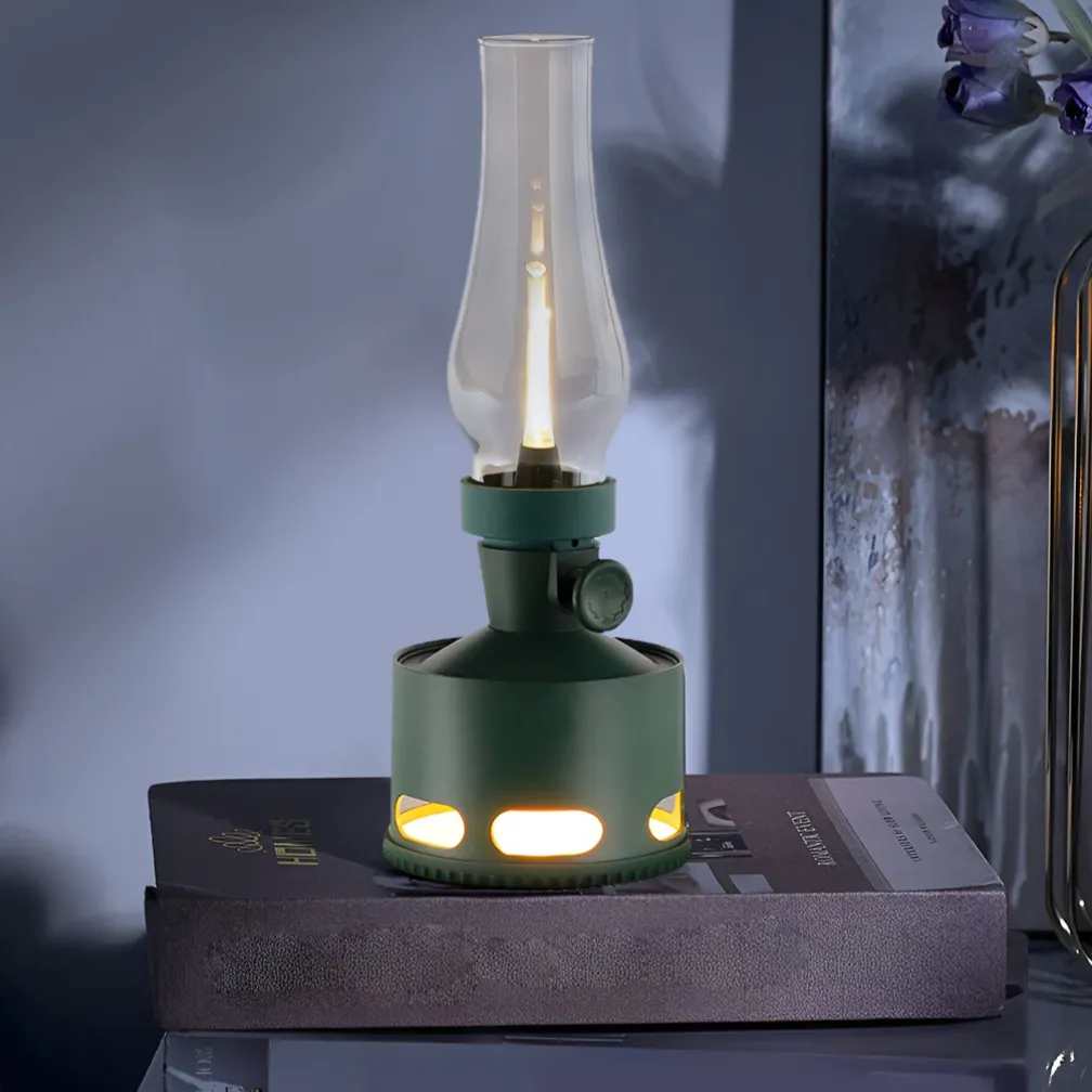Vintage LED Lantern – Classic Rechargeable Lamp with Touch Flame Control