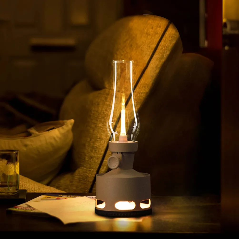 Vintage LED Lantern – Classic Rechargeable Lamp with Touch Flame Control