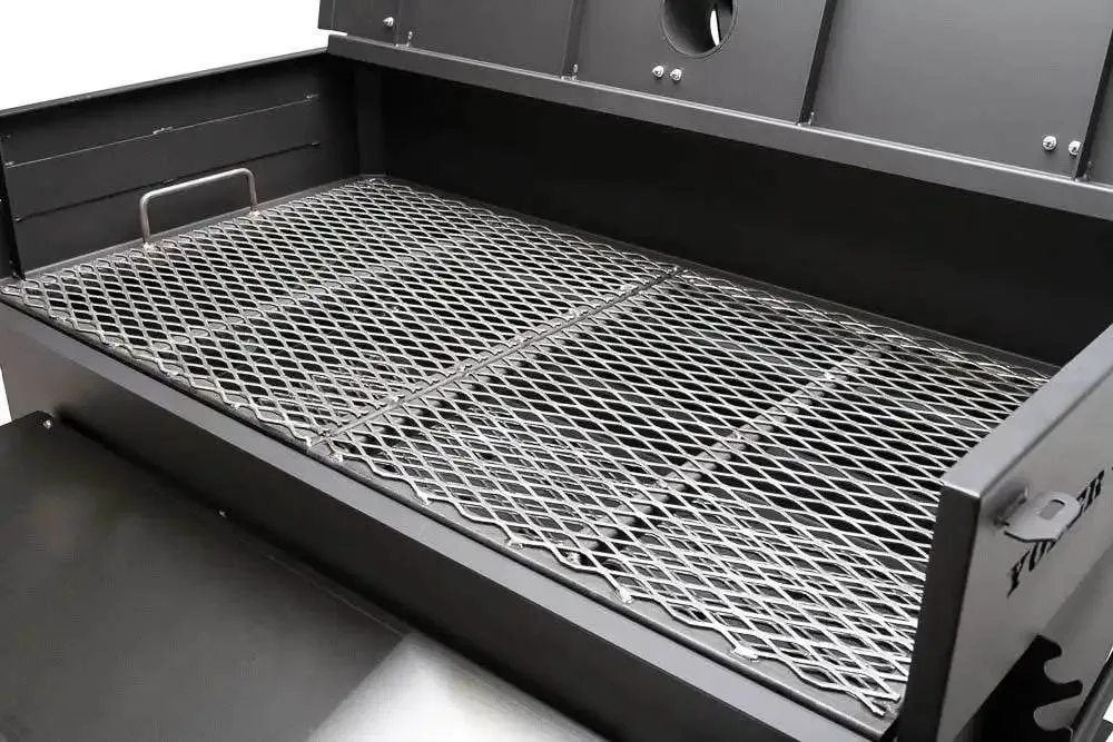 Yoder Smokers Adjustable Charcoal Grill